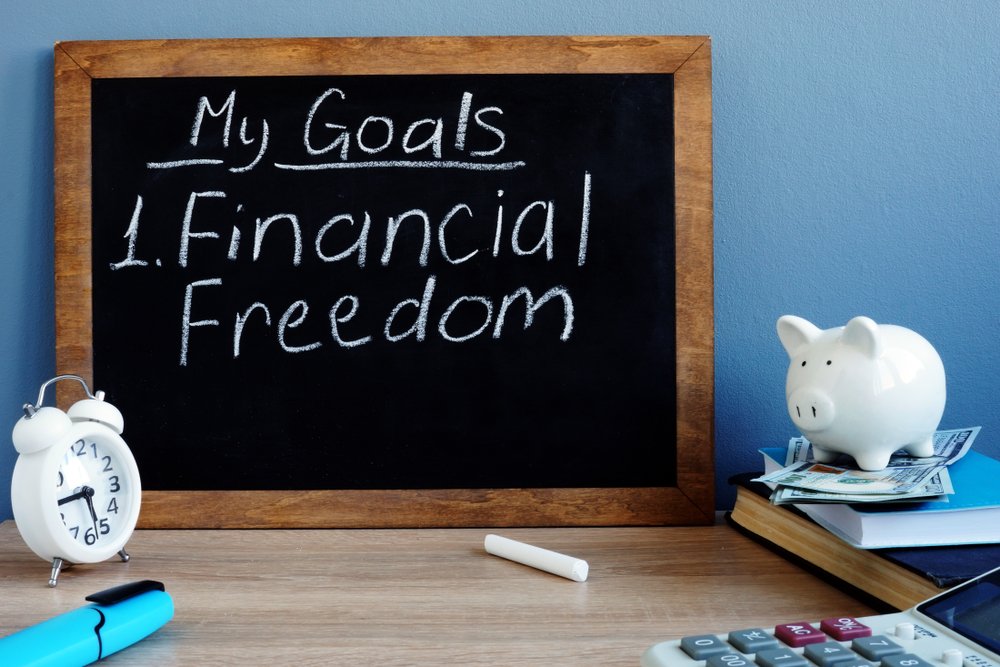 Understanding, Tips, and Benefits of financial fredom