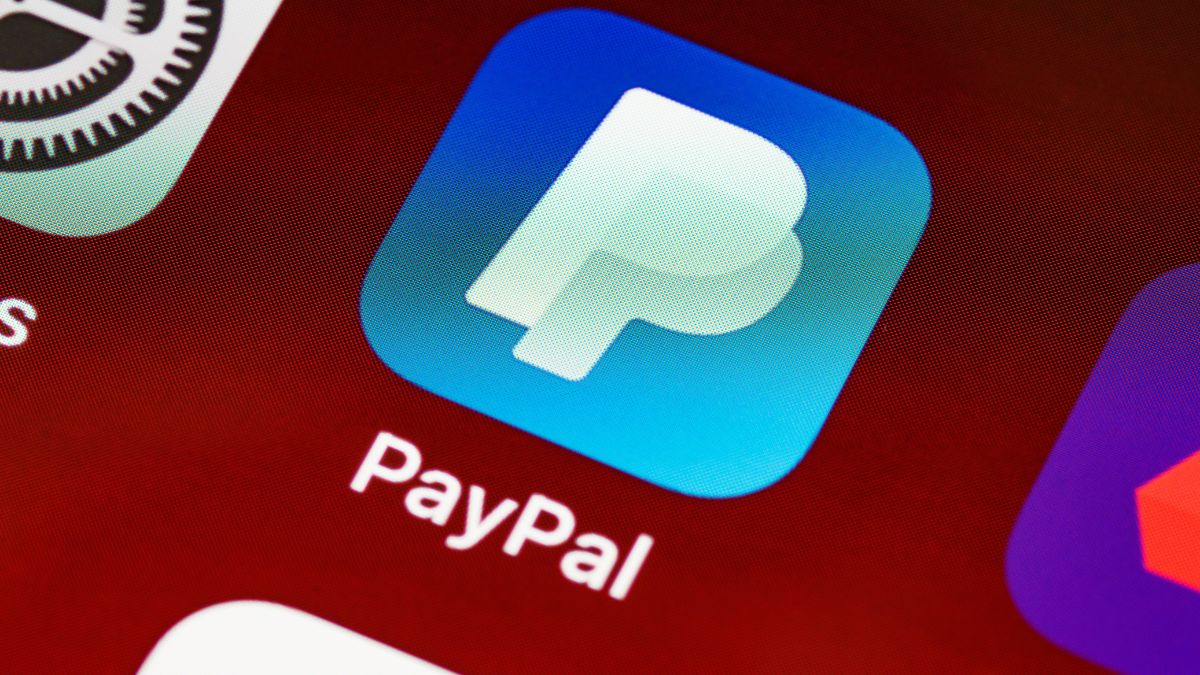how to update order status on PayPal